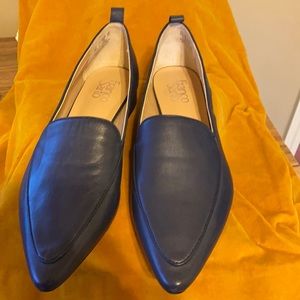 Navy flats size 10 Franco Sarto.